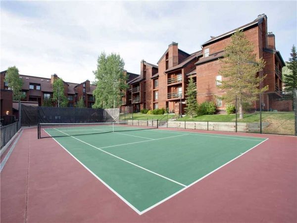 Top Floor Condo with 3 Bedrooms plus Loft Sleeps 10