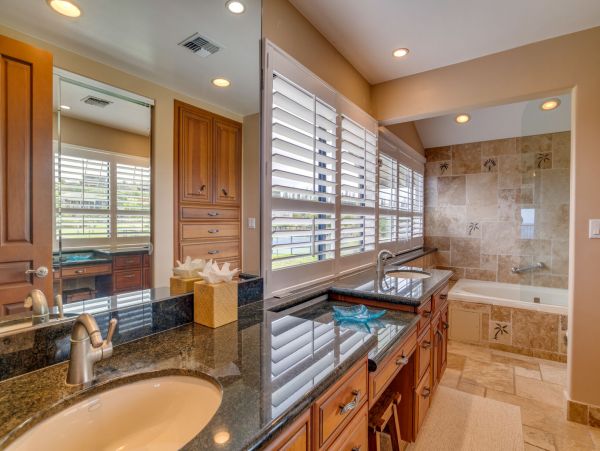 Luxury Kapalua Vacation Condo Sleeps Six Guests