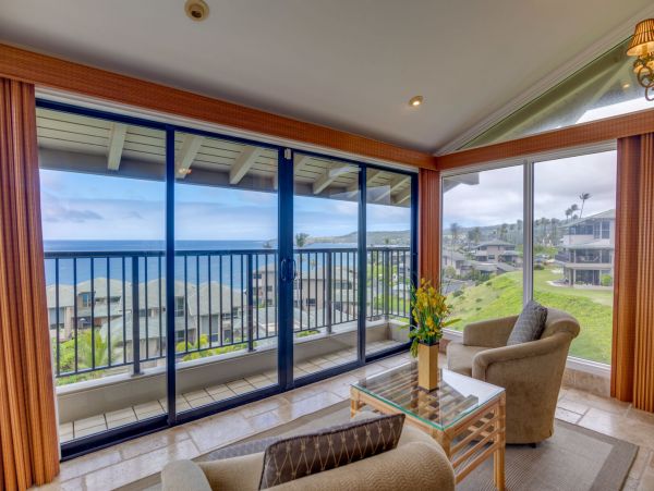 Luxury Kapalua Vacation Condo Sleeps Six Guests