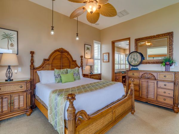 Luxury Kapalua Vacation Condo Sleeps Six Guests