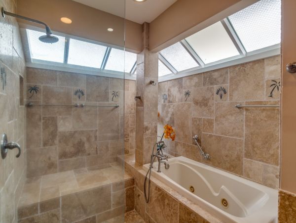 Luxury Kapalua Vacation Condo Sleeps Six Guests