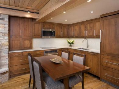 Aspen Condo 927600 Aspen Condo 927600