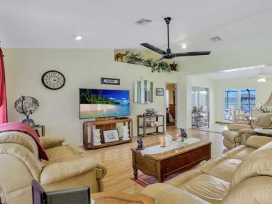 Cape Coral Vacation Home Sleeps Eight Guests - additional view, photo 4