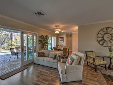 Siesta Key Vacation Home 3 Bedroom/2 Bath Sleeps 8 Guests
