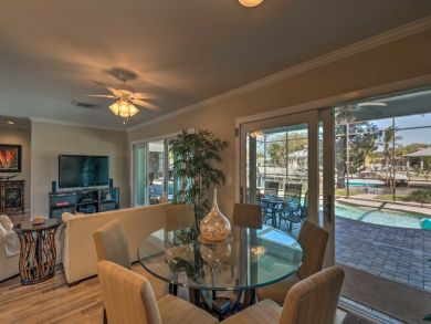 Siesta Key Vacation Home 3 Bedroom/2 Bath Sleeps 8 Guests