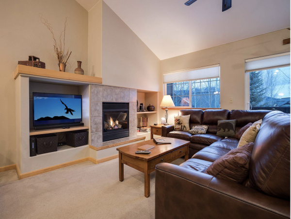 Steamboat Springs Family Vacation Rental Shuttle to Lift
