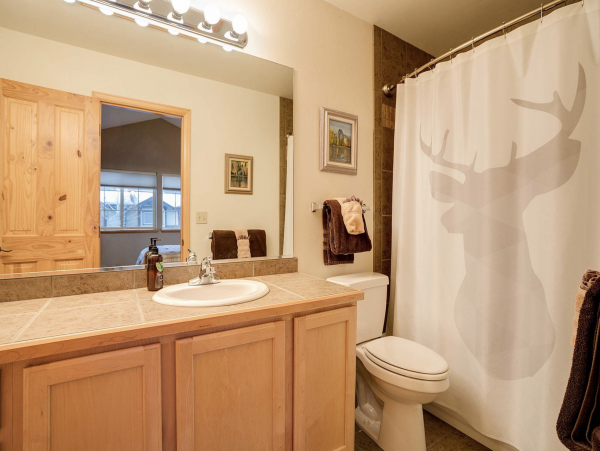 Steamboat Springs Family Vacation Rental Shuttle to Lift