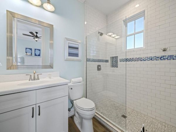 Fort Myers Luxurious Canal-Front Home with Pool & Spa - Perfect for Families
