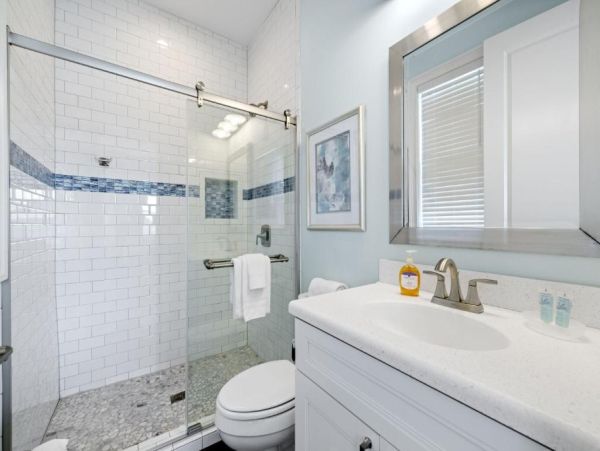 Fort Myers Luxurious Canal-Front Home with Pool & Spa - Perfect for Families