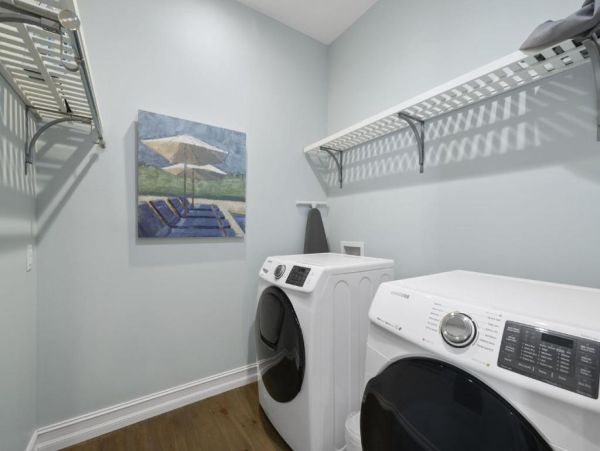 Fort Myers Luxurious Canal-Front Home with Pool & Spa - Perfect for Families