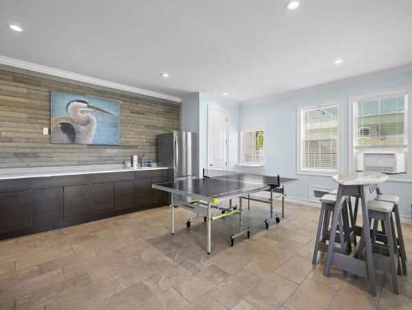 Fort Myers Luxurious Canal-Front Home with Pool & Spa - Perfect for Families