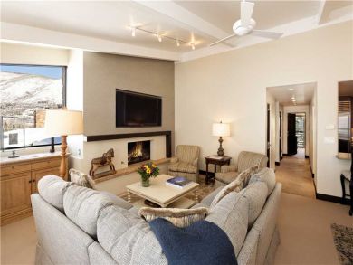Aspen Condo 927659