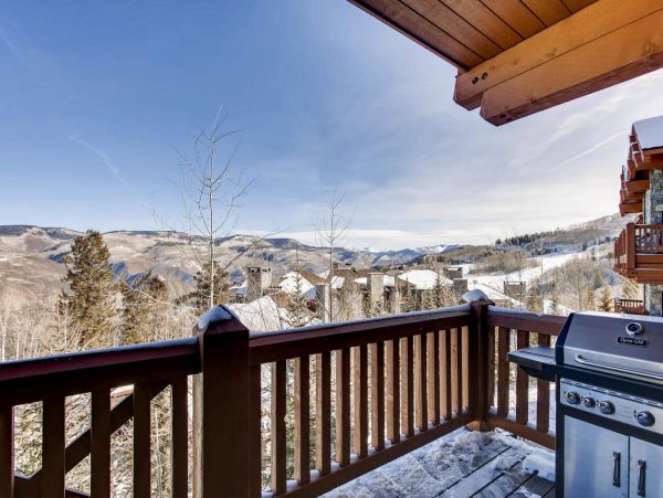 Luxurious Ski In Ski Out Vacation Rental in Avon