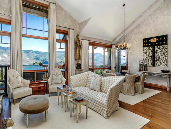 Luxury 3 Bedroom Home Ski In/Ski Out with Vail Valley Views