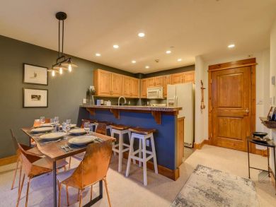Arrowhead Condo 927677 Arrowhead Condo 927677
