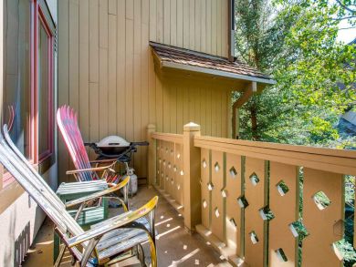 Arrowhead Condo 927677 Arrowhead Condo 927677