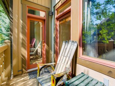 Arrowhead Condo 927677 Arrowhead Condo 927677