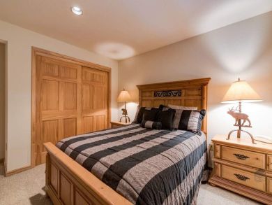 Breckenridge Home 927680