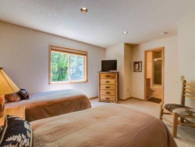 Breckenridge Home 927680