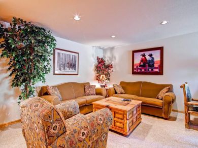 Breckenridge Home 927680