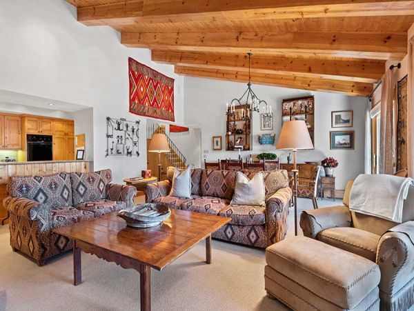 Luxury Vail Vacation Rental - Vail Village Lodge-Style Residence