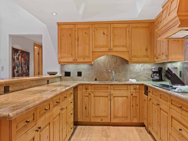 Luxury Vail Vacation Rental - Vail Village Lodge-Style Residence