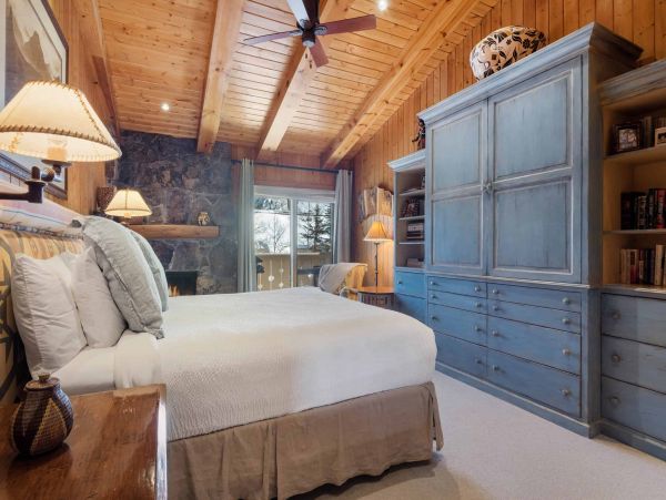 Luxury Vail Vacation Rental - Vail Village Lodge-Style Residence