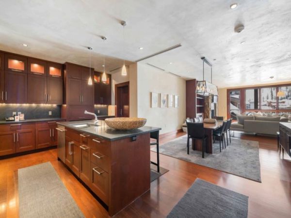 Vail Vacation Condo Four Bedroom + Den