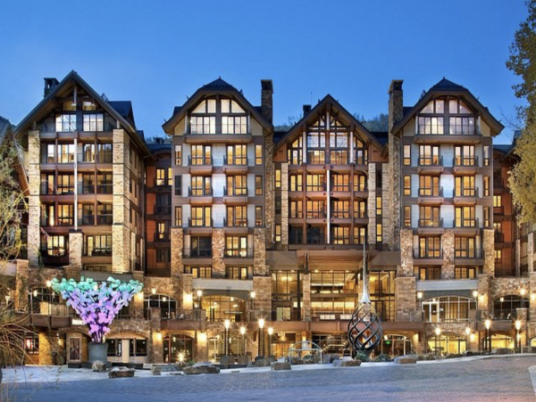 Vail Vacation Condo Four Bedroom + Den