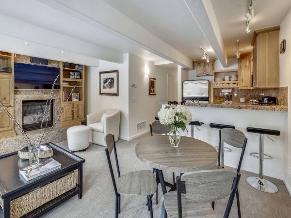 Aspen Condo 927714