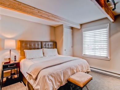 Aspen Condo 927715