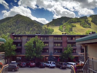 Aspen Condo 927715