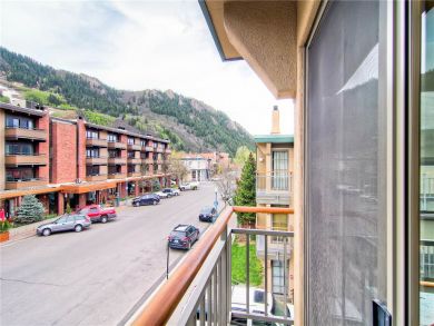 Aspen Condo 927719
