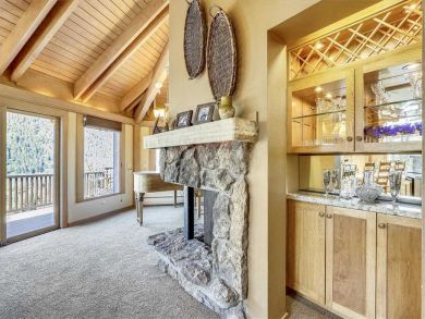 Aspen Condo 927723