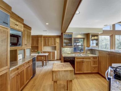 Aspen Condo 927723