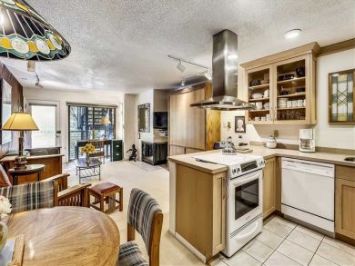 Aspen Condo 927728 Aspen Condo 927728