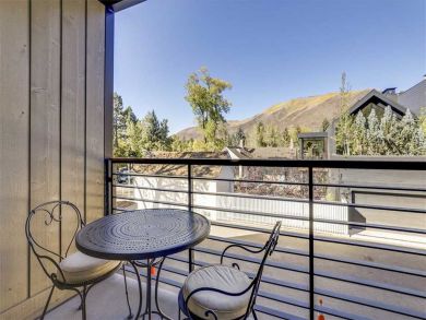 Aspen Condo 927728 Aspen Condo 927728