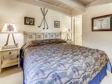 Aspen Condo 927731