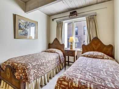 Aspen Condo 927731