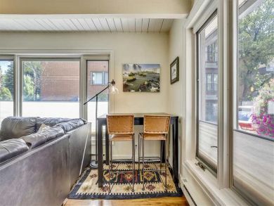 Aspen Condo 927733