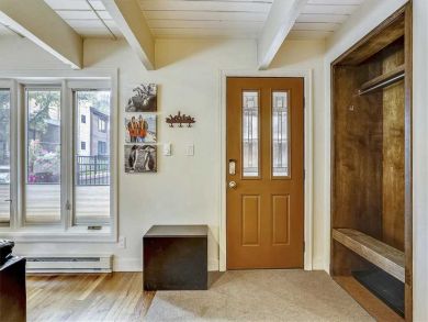Aspen Condo 927733