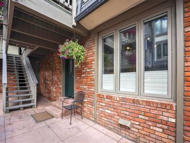 Aspen Condo 927733