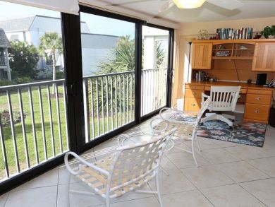 Sanibel Bay View Two Bedroom Vacation Condo Sleeps 4 Guests