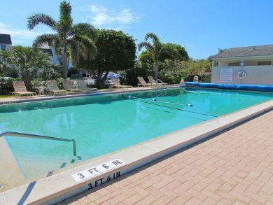 Sanibel Bay View Two Bedroom Vacation Condo Sleeps 4 Guests