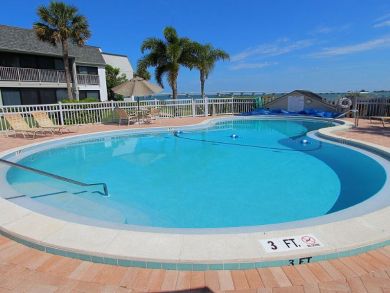 Sanibel Bay View Two Bedroom Vacation Condo Sleeps 4 Guests