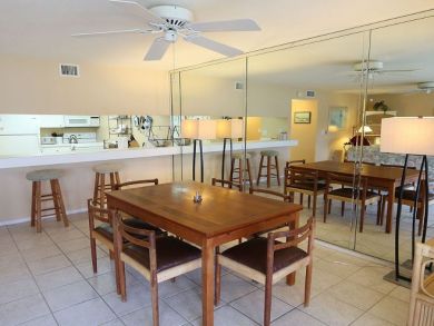 Sanibel Bay View Two Bedroom Vacation Condo Sleeps 4 Guests