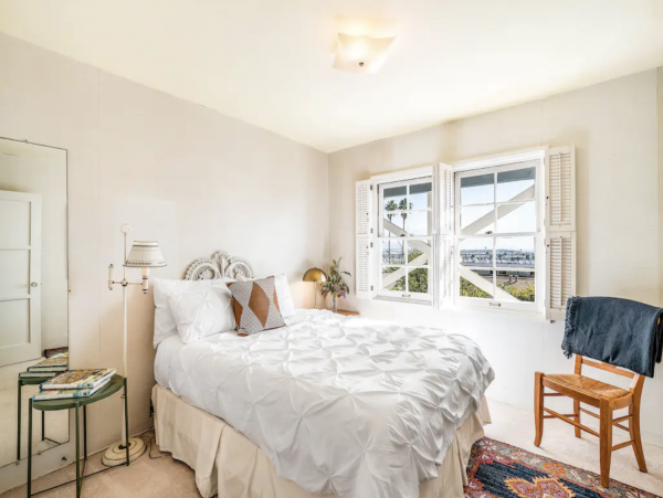 San Diego Vacation Home Sleeps Six Guests