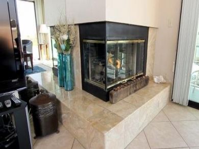 Oceanfront Three Bedroom Plus Den Penthouse in San Diego