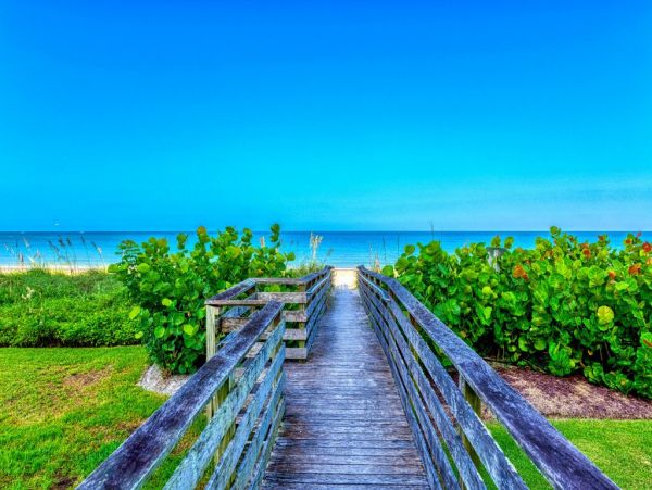 Ritzy Naples Vacation Home  Close to Vanderbilt Beach
