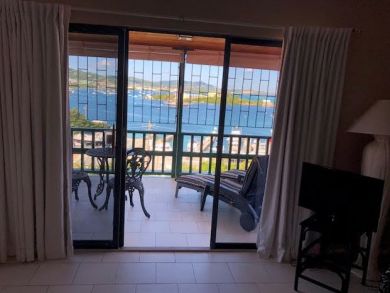 2 Bedrooms St. Croix Vacation Condo Plus Den Sleeps 6 Guests
